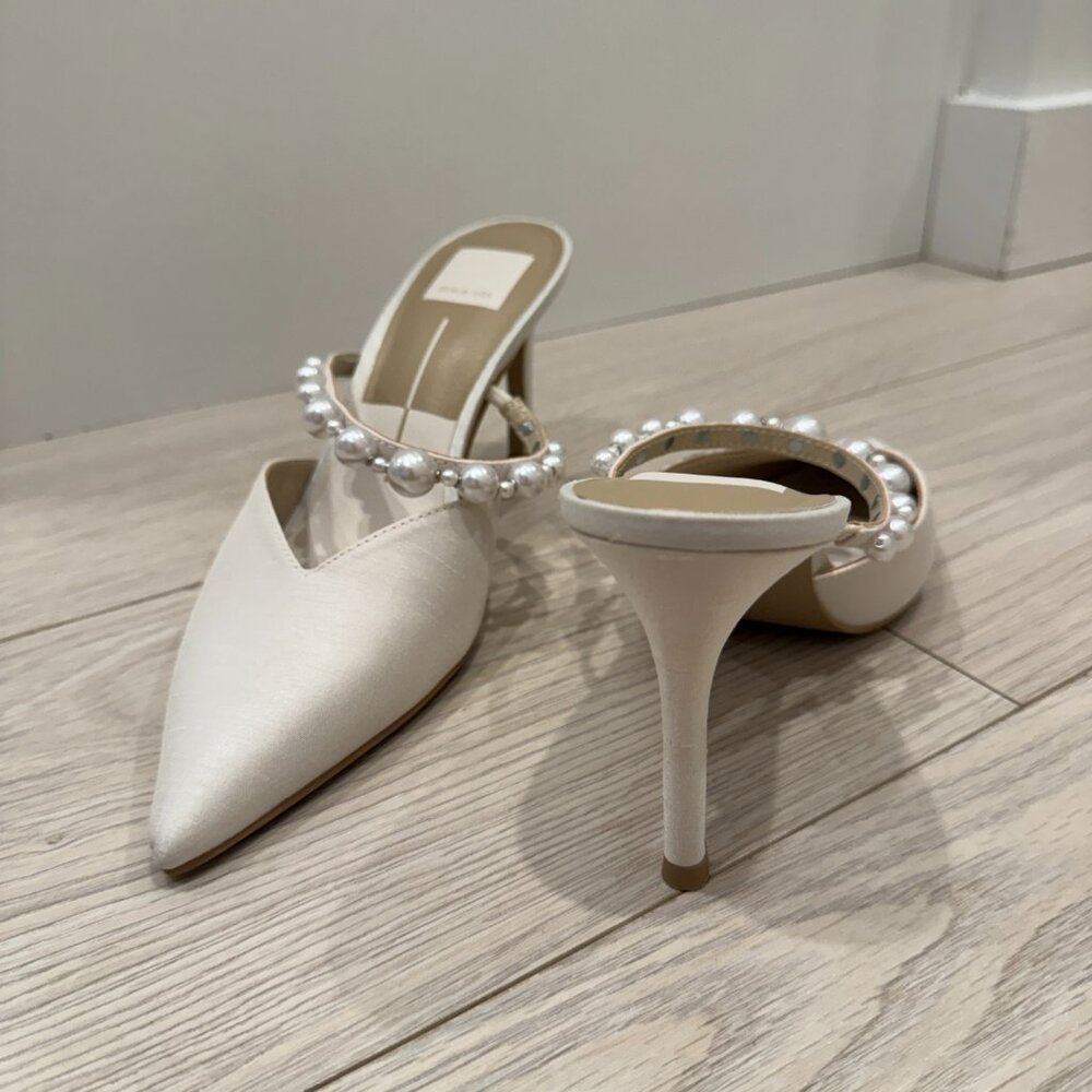 Dolce Vita Kanika Pump in Vanilla Pearls - Picture 7 of 12